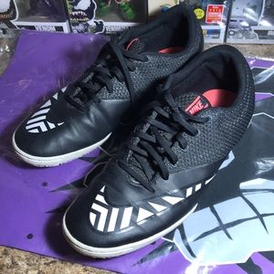 Nike Elastico finale indoor soccer shoes